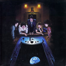 Laden Sie das Bild in den Galerie-Viewer, Wings (2) : Back To The Egg (LP, Album)
