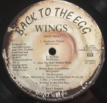 Laden Sie das Bild in den Galerie-Viewer, Wings (2) : Back To The Egg (LP, Album)
