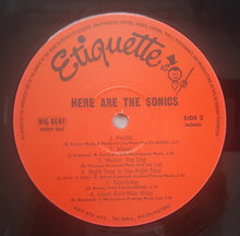 Laden Sie das Bild in den Galerie-Viewer, The Sonics : Here Are The Sonics!!! (LP, Album, Mono, RE)
