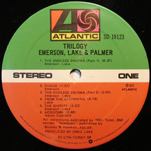 Laden Sie das Bild in den Galerie-Viewer, Emerson, Lake &amp; Palmer : Trilogy (LP, Album, RE, Gat)
