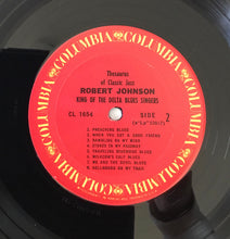 Laden Sie das Bild in den Galerie-Viewer, Robert Johnson : King Of The Delta Blues Singers (LP, Comp, RE)
