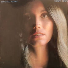 Laden Sie das Bild in den Galerie-Viewer, Emmylou Harris : Luxury Liner (LP, Album, Jac)
