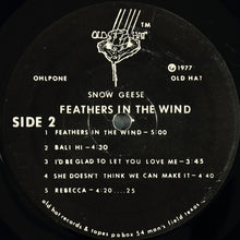 Laden Sie das Bild in den Galerie-Viewer, Snow Geese (2) : Feathers In The Wind (LP, Album)
