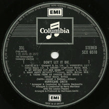 Laden Sie das Bild in den Galerie-Viewer, Hurricane Smith : Don't Let It Die (LP, Album)
