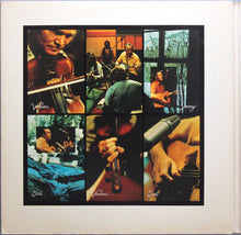 Charger l&#39;image dans la galerie, The Nitty Gritty Dirt Band* Featuring Mother Maybelle Carter*, Earl Scruggs, Doc Watson, Roy Acuff, Merle Travis, Jimmy Martin Also Featuring Vassar Clements, Junior Huskey, Norman Blake (2), Pete &#39;Oswald&#39; Kirby : Will The Circle Be Unbroken (3xLP, Album, RP, Ter)
