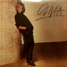 Laden Sie das Bild in den Galerie-Viewer, Olivia Newton-John : Totally Hot (LP, Album, Pin)
