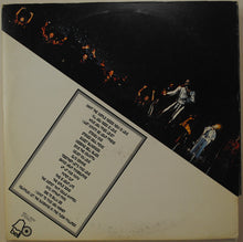 Laden Sie das Bild in den Galerie-Viewer, The Fifth Dimension : Live!! (2xLP, Album, Bes)
