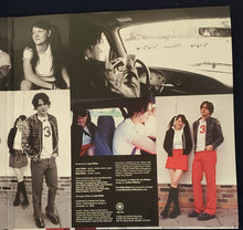 Laden Sie das Bild in den Galerie-Viewer, The White Stripes : My Sister Thanks You And I Thank You The White Stripes Greatest Hits (2xLP, Comp)
