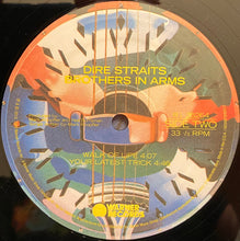 Laden Sie das Bild in den Galerie-Viewer, Dire Straits : Brothers In Arms (2xLP, Album, RE, RM, 180)
