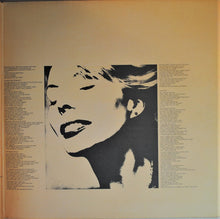 Laden Sie das Bild in den Galerie-Viewer, Joni Mitchell : Court And Spark (LP, Album, Ter)
