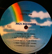 Laden Sie das Bild in den Galerie-Viewer, Loretta Lynn : Hymns (LP, Album, RP, Pin)

