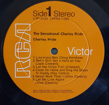 Laden Sie das Bild in den Galerie-Viewer, Charley Pride : The Sensational Charley Pride (LP, Album, Hol)
