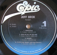 Charger l&#39;image dans la galerie, Jeff Beck : Flash (LP, Album, Car)
