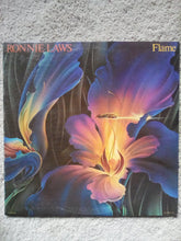 Laden Sie das Bild in den Galerie-Viewer, Ronnie Laws : Flame (LP, Album)
