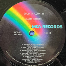 Laden Sie das Bild in den Galerie-Viewer, Marty Robbins : Good 'N Country (LP, Album, Glo)
