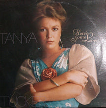 Laden Sie das Bild in den Galerie-Viewer, Tanya Tucker : Here's Some Love (LP, Album, Pin)
