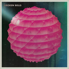 Laden Sie das Bild in den Galerie-Viewer, Broken Bells (2) : Broken Bells (LP, Album)
