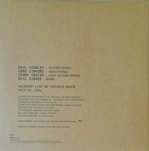 Charger l&#39;image dans la galerie, Kiss : Off The Soundboard Live In Virginia Beach July 25, 2004 (3xLP, Gre)
