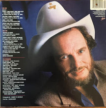 Laden Sie das Bild in den Galerie-Viewer, Merle Haggard : The Epic Collection (Recorded Live) (LP, Album, Car)

