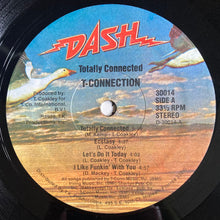 Laden Sie das Bild in den Galerie-Viewer, T-Connection : Totally Connected (LP, Album, San)
