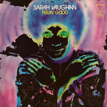 Laden Sie das Bild in den Galerie-Viewer, Sarah Vaughan : Feelin&#39; Good (LP, Album)
