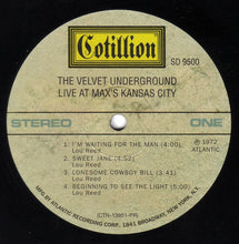 Laden Sie das Bild in den Galerie-Viewer, The Velvet Underground : Live At Max's Kansas City (LP, Album, RE)
