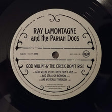 Laden Sie das Bild in den Galerie-Viewer, Ray LaMontagne And The Pariah Dogs : God Willin' &amp; The Creek Don't Rise (2xLP, Album)
