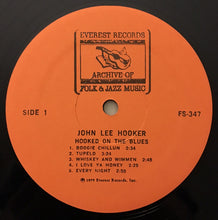 Laden Sie das Bild in den Galerie-Viewer, John Lee Hooker : Hooked On The Blues (LP, Album)
