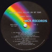 Charger l'image dans la galerie, Conway Twitty : Georgia Keeps Pulling On My Ring (LP, Album)

