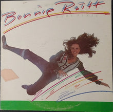 Charger l'image dans la galerie, Bonnie Raitt : Home Plate (LP, Album, Los)
