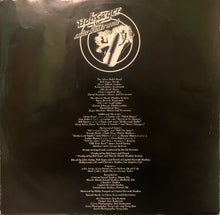 Laden Sie das Bild in den Galerie-Viewer, Bob Seger &amp; The Silver Bullet Band* : Stranger In Town (LP, Album, Jac)
