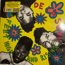 Laden Sie das Bild in den Galerie-Viewer, De La Soul : 3 Feet High And Rising (2xLP, Album, RE, Yel)
