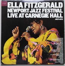 Laden Sie das Bild in den Galerie-Viewer, Ella Fitzgerald : Newport Jazz Festival Live At Carnegie Hall,  July 5, 1973 (2xLP, Album, Gat)
