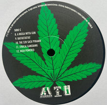 Laden Sie das Bild in den Galerie-Viewer, Dr. Dre : The Chronic (2xLP, Album, RE)
