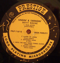 Charger l'image dans la galerie, Betty Roché : Singin' &amp; Swingin' (LP, Album, Mono, Dee)
