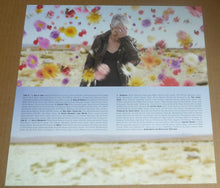 Laden Sie das Bild in den Galerie-Viewer, Joan Baez : Day After Tomorrow (LP, Album)
