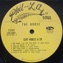 Laden Sie das Bild in den Galerie-Viewer, Cliff Nobles &amp; Co : The Horse (LP, Album)
