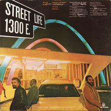 Laden Sie das Bild in den Galerie-Viewer, Crusaders* : Street Life (LP, Album,  Pi)
