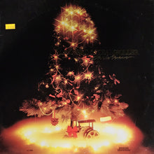 Laden Sie das Bild in den Galerie-Viewer, Mannheim Steamroller : Christmas (LP, Album, RE, Red)
