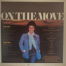 Laden Sie das Bild in den Galerie-Viewer, Donna Fargo : On The Move (LP, Album)
