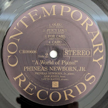 Laden Sie das Bild in den Galerie-Viewer, Phineas Newborn Jr. : A World Of Piano! (LP, Album, RE, 180)
