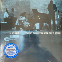 Laden Sie das Bild in den Galerie-Viewer, Stanley Turrentine With The 3 Sounds* : Blue Hour (LP, Album, RE, 180)
