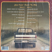 Laden Sie das Bild in den Galerie-Viewer, Jesse Daniel (3) : Countin&#39; The Miles (LP, Album, Tan)
