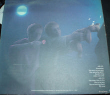 Charger l&#39;image dans la galerie, The Moody Blues : Every Good Boy Deserves Favour (LP, Album, W -)
