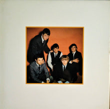 Laden Sie das Bild in den Galerie-Viewer, The Yardbirds : The Best Of The Yardbirds (2xLP, Comp, Tri)
