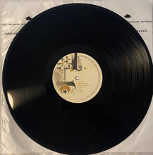 Laden Sie das Bild in den Galerie-Viewer, Kelly Clarkson : Breakaway (LP, Album, RE)
