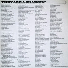 Laden Sie das Bild in den Galerie-Viewer, Bob Dylan : The Times They Are A-Changin' (LP, Album, RP)
