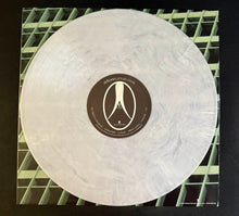 Laden Sie das Bild in den Galerie-Viewer, Deftones : Private Music (LP, Album, Ltd, Gre)
