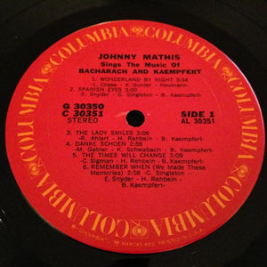 Johnny Mathis : Johnny Mathis Sings The Music Of Bacharach & Kaempfert (2xLP, Comp, Gat)