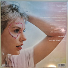 Laden Sie das Bild in den Galerie-Viewer, Taylor Swift : Lover (LP, Pin + LP, Blu + Album, RE)
